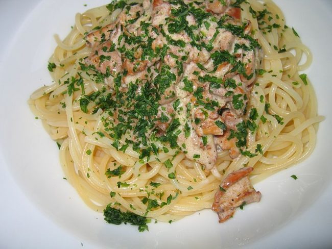 Spaghetti mit Pfifferlingen