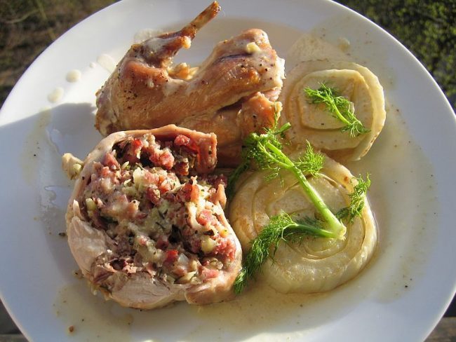 Geschmortes Kaninchen mit Fenchel