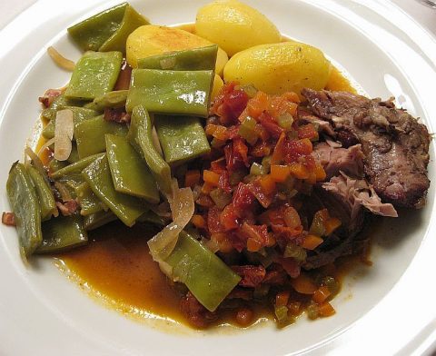 Lammkeule auf altdeutsche Art nach Omas Rezept