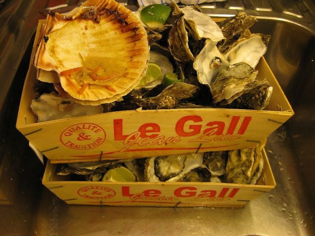 Jakobsmuscheln gratiniert ist eine edle Vorspeise für Genießer