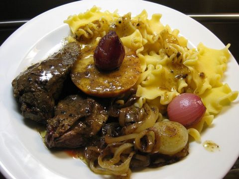 Gänseleber in Calvadossoße