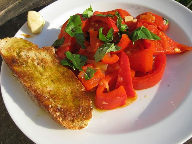 Peperonata – Paprikagemüse aus Sizilien