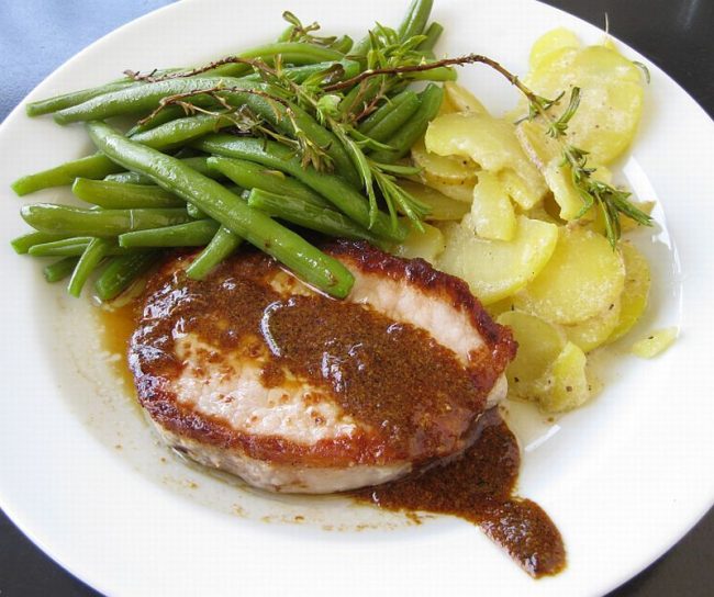 Das Rückensteak von Schwäbisch – Hällischen-Landschwein ist besonders zart und aromatisch.