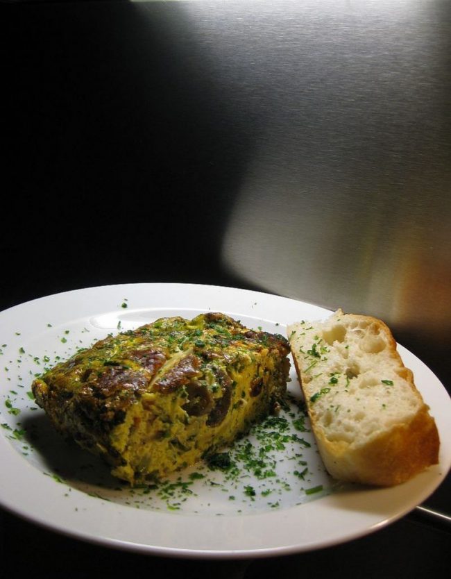 Eier-Gemüseflan mit Schafkäse