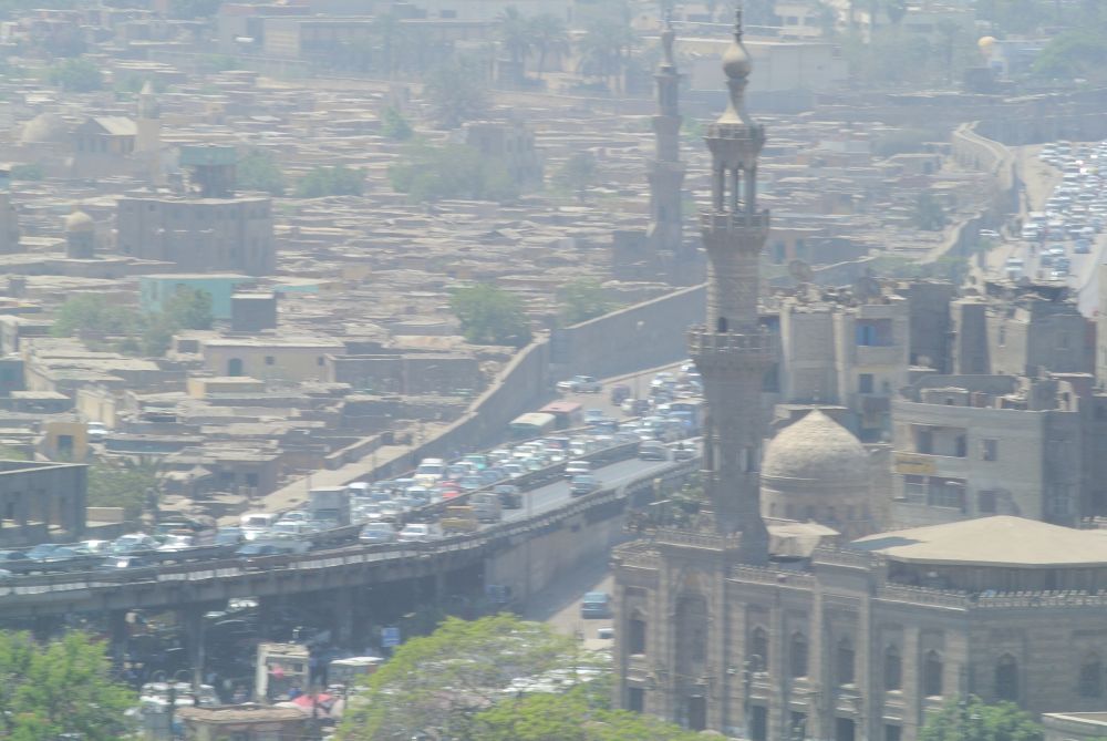 Großstadtverkehr in Kairo