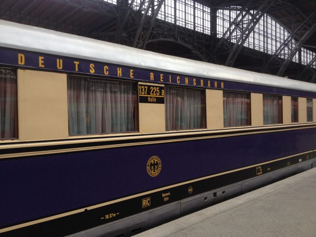 Der Literaturagent ist eine Glosse die auf dem Leipziger Hauptbahnhof spielt