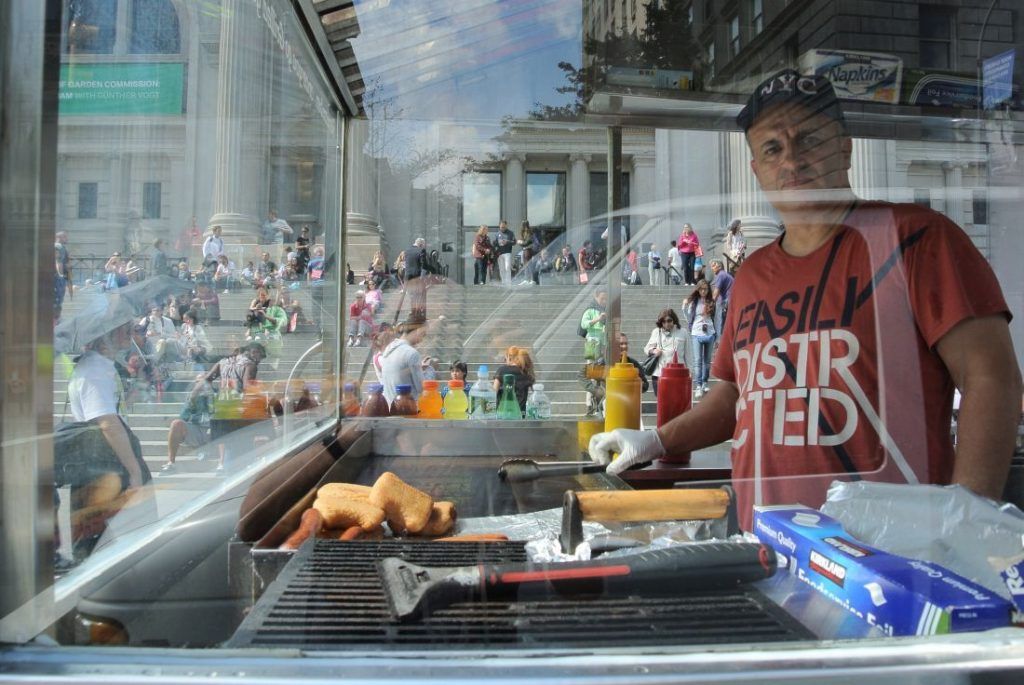 Street-Food-Kultur vor dem Metropolitan Museum of Art