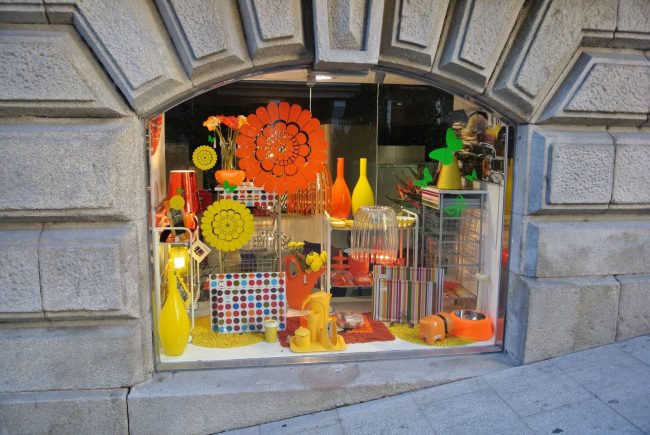 Design und Wirklichkeit eine philosophische Betrachtung an Hand eines Schaufensters.