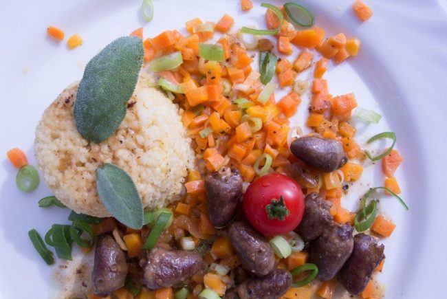 Hühnerherzen mit Hirse