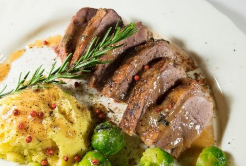 Gänsebrust bei Niedrigtemperaturbraten