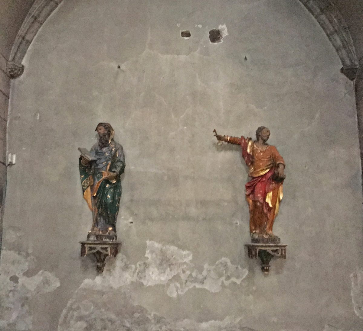 Weitere zwei Skulpturen in der Eglise Notre-Dame-du-Marthuret Riom