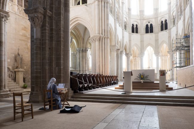 Madeleine Vézelay mit Nonne