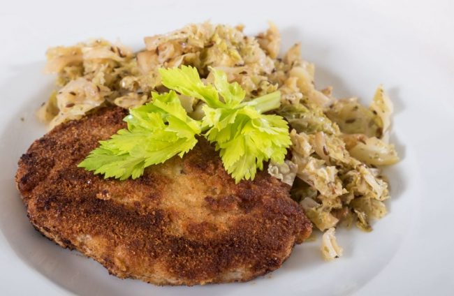 Falsches Schnitzel mit Kümmelkraut