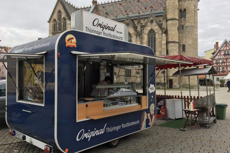 Die Meininger, Thüringer Bratwurstkultur ist durch die aktuelle politische Entwicklung gefärdet. Wer will denn eine braune Wurst essen. Das ist Scheiße!