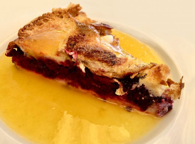 Ein Schwäbische Ofenschlupfer ist leicht auf altem Hefezopf herzustellen.