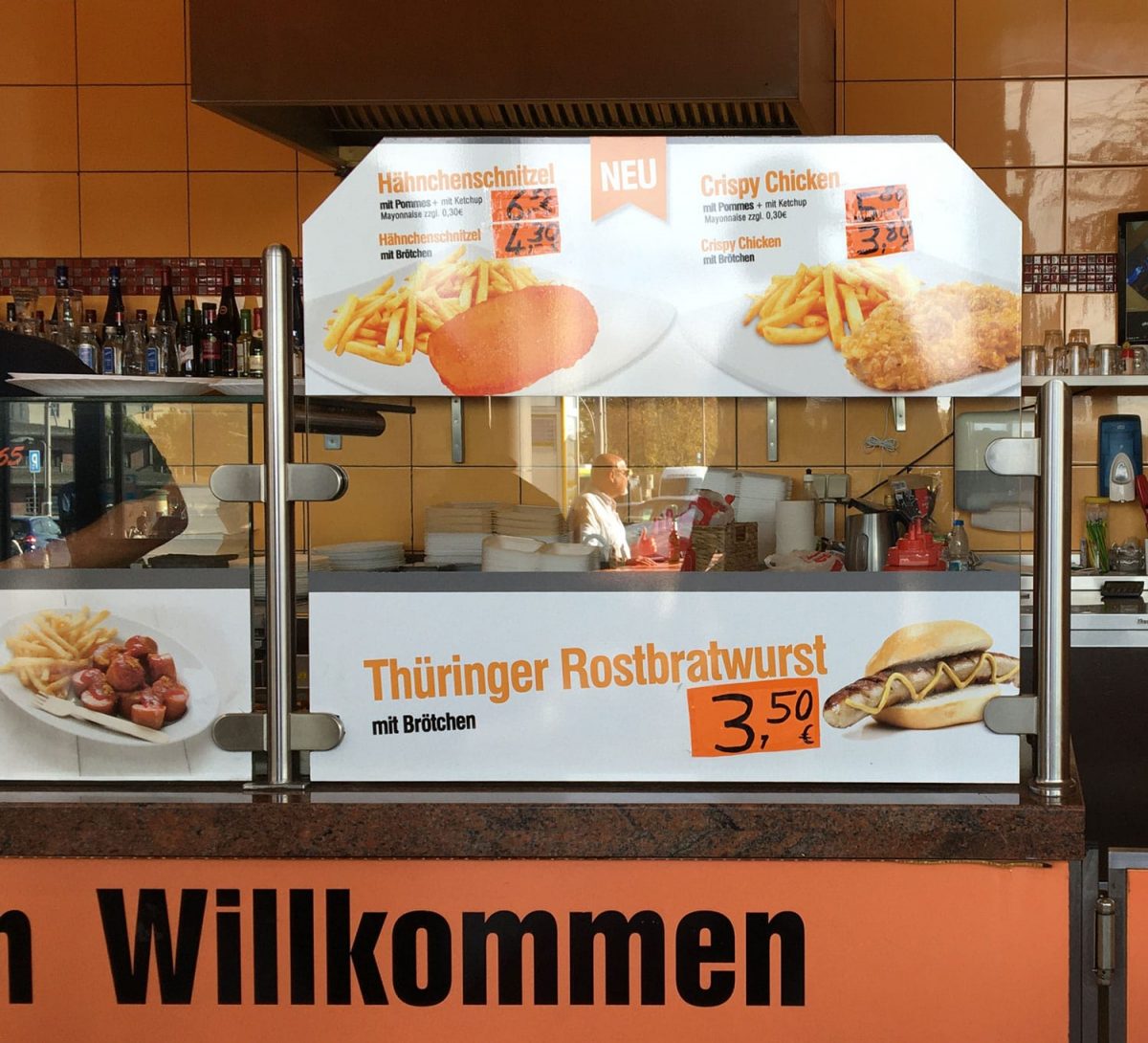 Thüringer Rostbratwurst in Berlin war nicht möglich. Vielleicht auch besser so. Denn eine frittierte Thüringen Bratwurst hätte ich nicht gemocht.