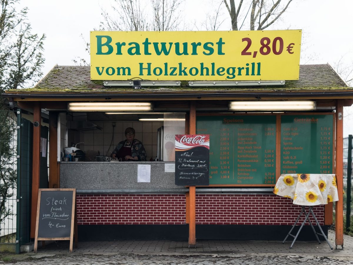 Die Bärlauch Bratwurst beim Hornbach Dübener Landstraße in Leipzig ist unbedingt zu empfehlen!