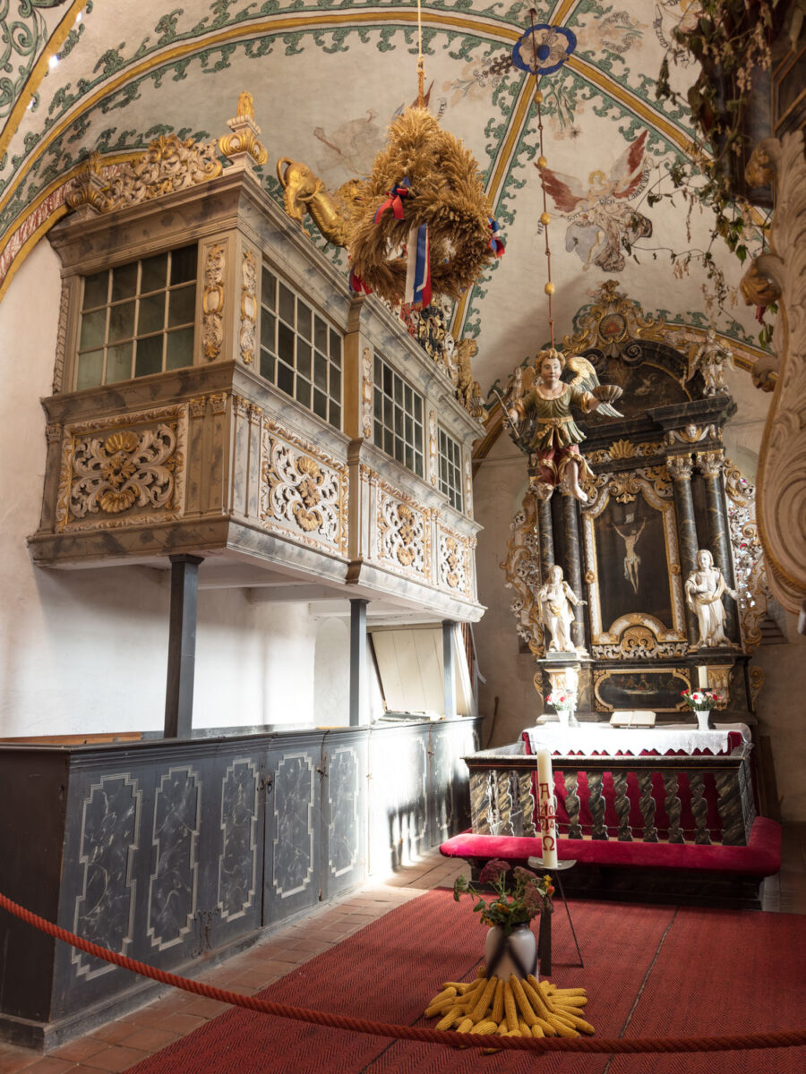 Die Empore und Altar der Kirche von Rerik sind feinstes norddeutsches Barock und wirklich außergewöhnlich.