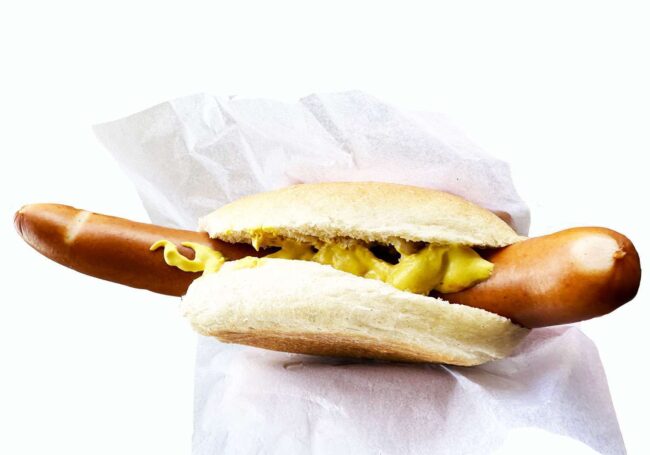 Dessau, das Weltkulturerbe – und eine Bockwurst, die eher traurig war. Das UNESCO Welterbe hätte besseres verdient.