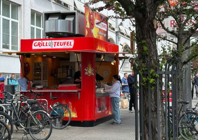 Der Bratwurststand an der Goethe-Galerie war der einzige in der Jenaer Innenstadt.