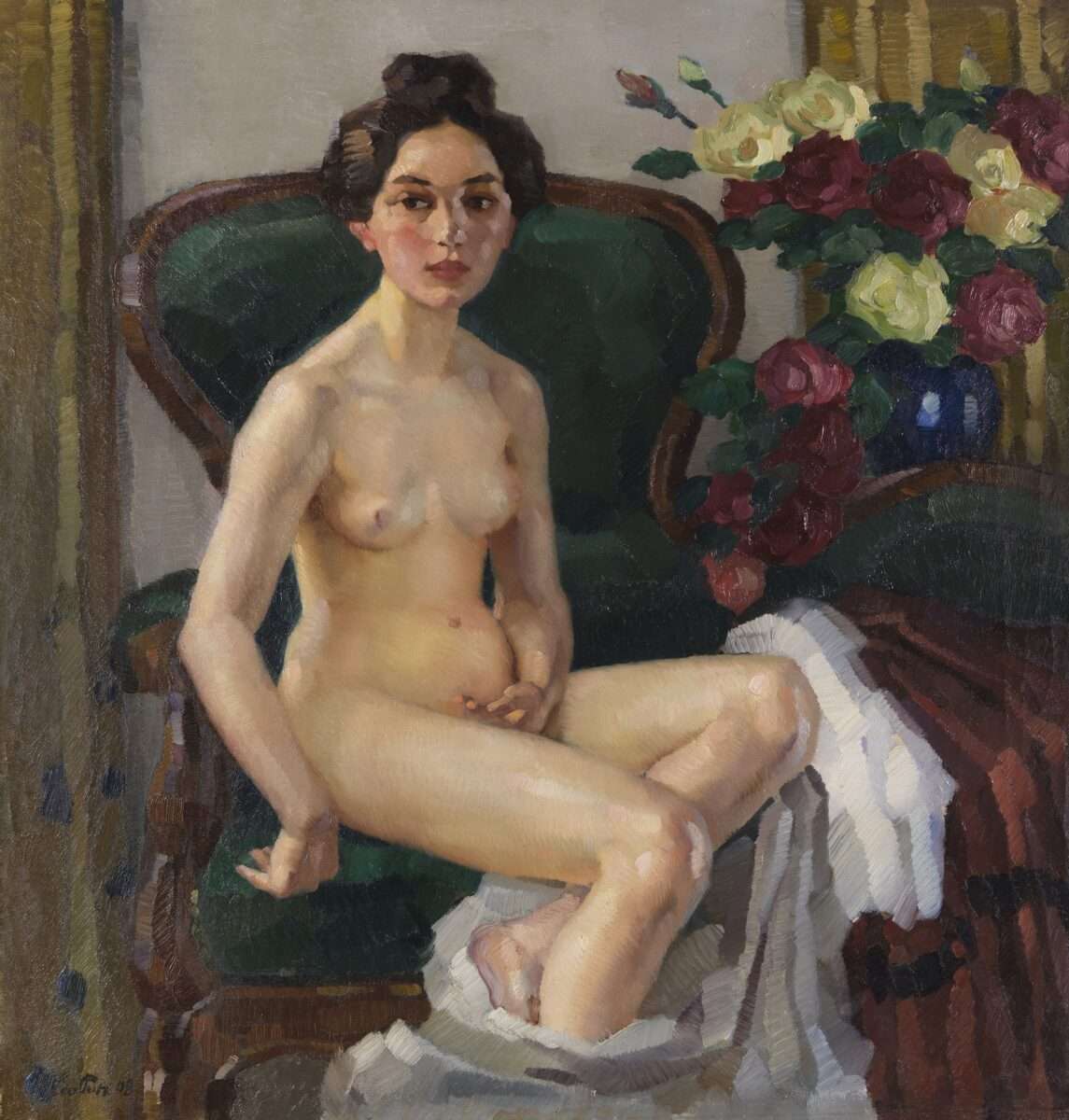 Nacktes weibliches Modell auf grünem Sessel im Gemälde „Auf dem Sofa II (Gusti)“ von Leo Putz aus dem Jahr 1908.